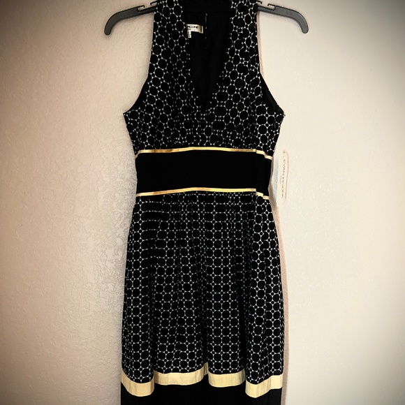 Evan Picone Dresses & Skirts - New Evan Picone party dress